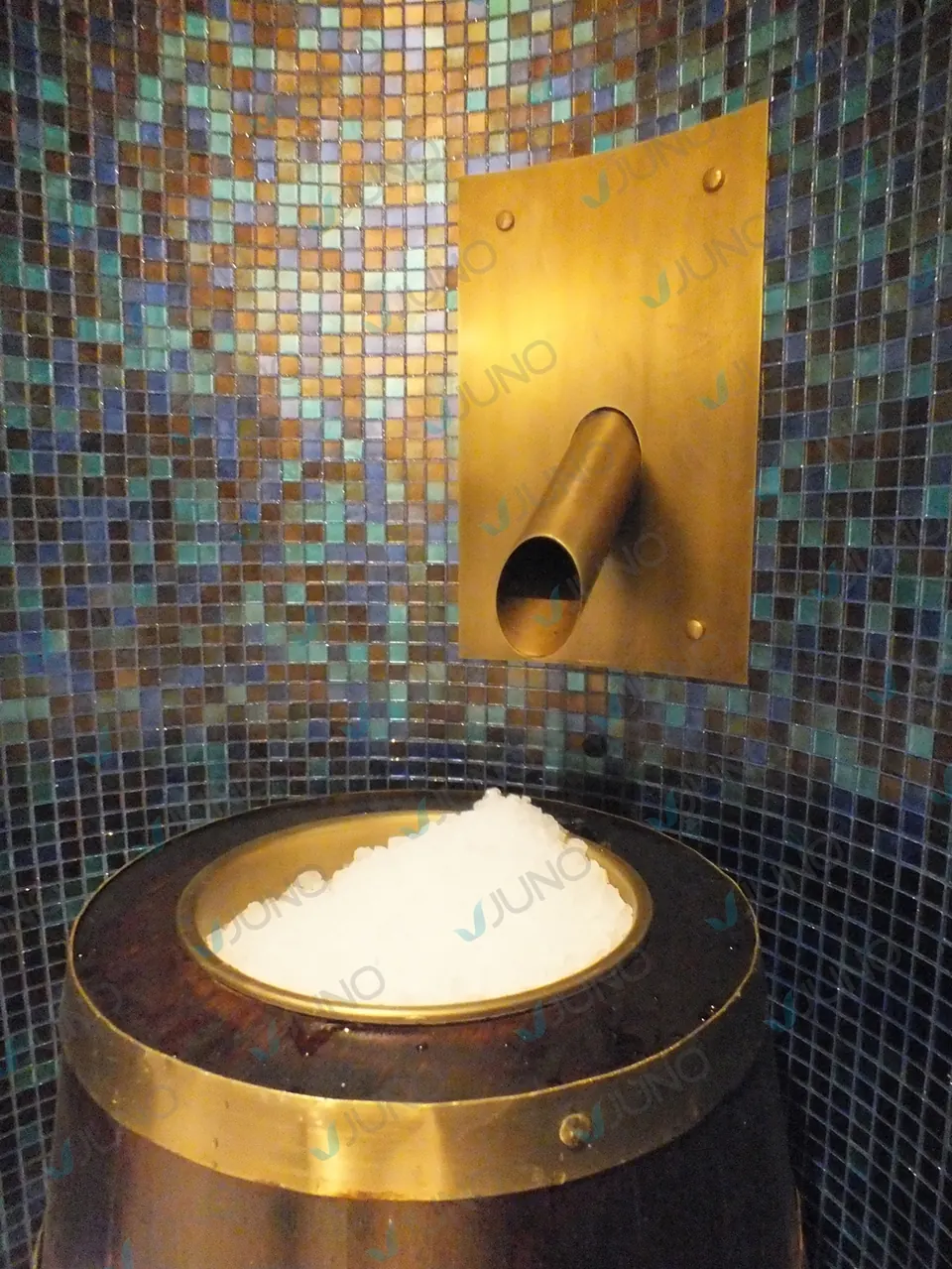 Snow and Ice Fountain Design and Manufacture — 20