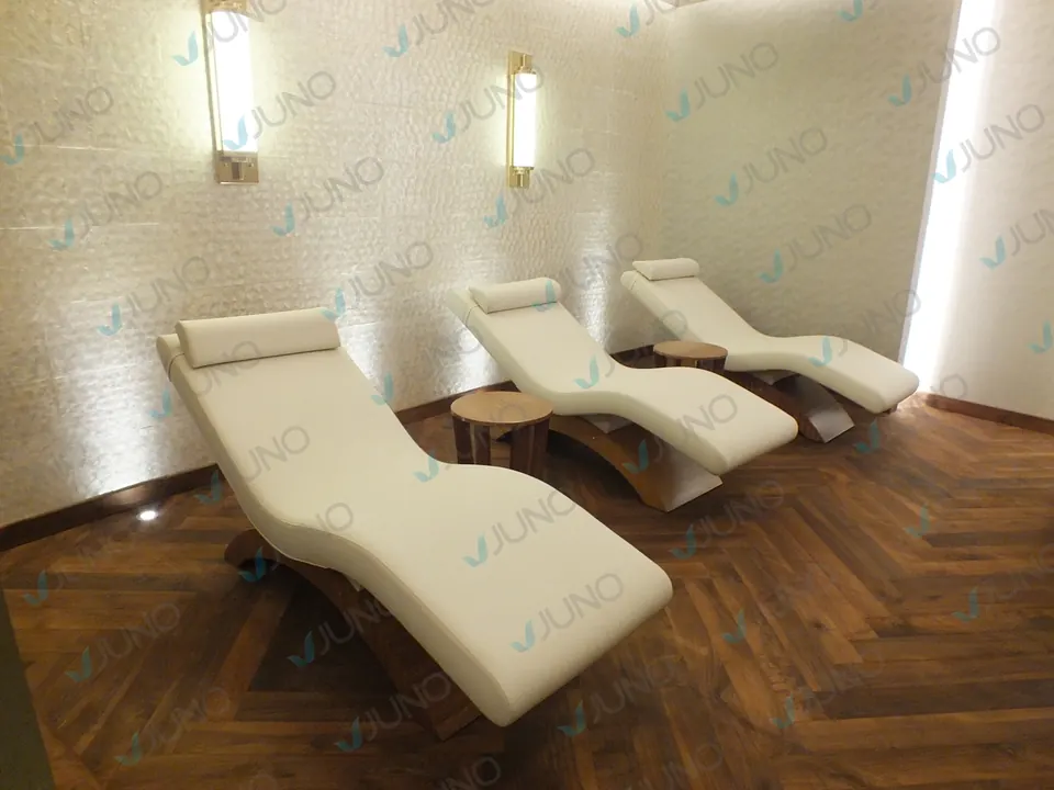 Relaxation Areas and Heated Loungers — 22