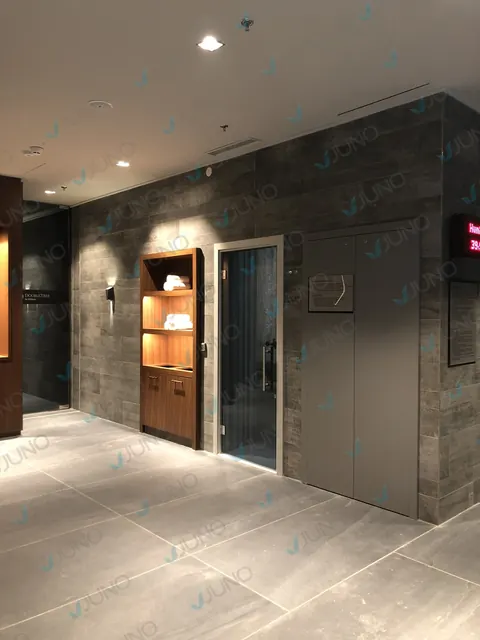 Double Tree Hilton Macedonia — Photo 7